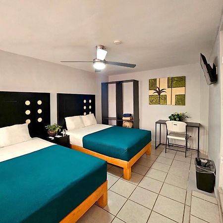 Hotel Del Refugio Γκουανταλαχάρα Εξωτερικό φωτογραφία