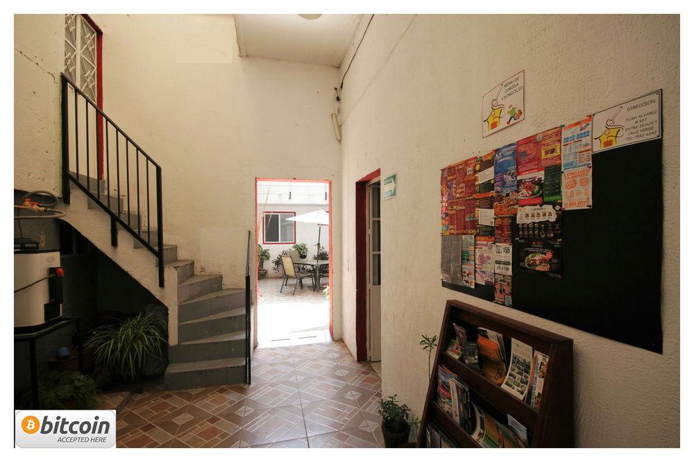 Hotel Del Refugio Γκουανταλαχάρα Εξωτερικό φωτογραφία