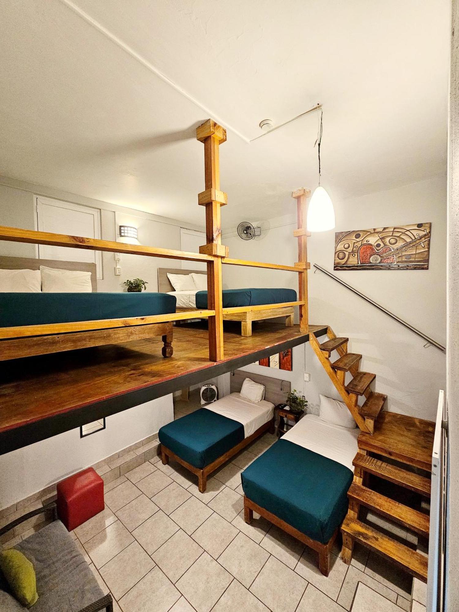 Hotel Del Refugio Γκουανταλαχάρα Εξωτερικό φωτογραφία