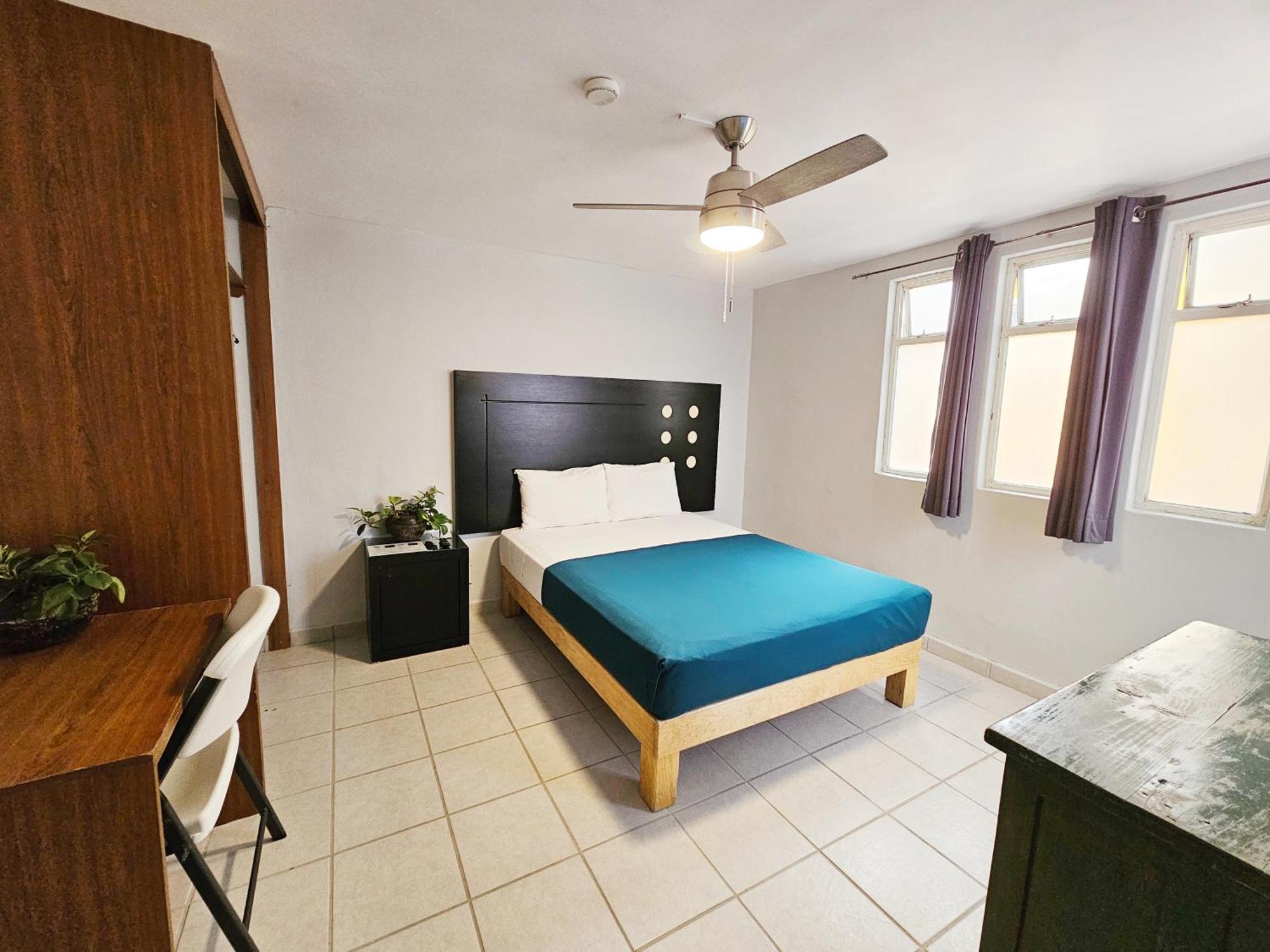Hotel Del Refugio Γκουανταλαχάρα Εξωτερικό φωτογραφία