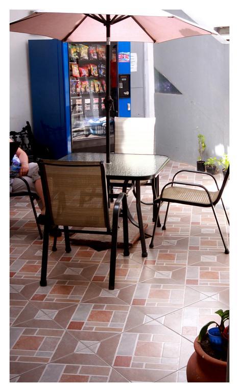 Hotel Del Refugio Γκουανταλαχάρα Εξωτερικό φωτογραφία