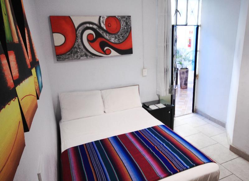Hotel Del Refugio Γκουανταλαχάρα Εξωτερικό φωτογραφία
